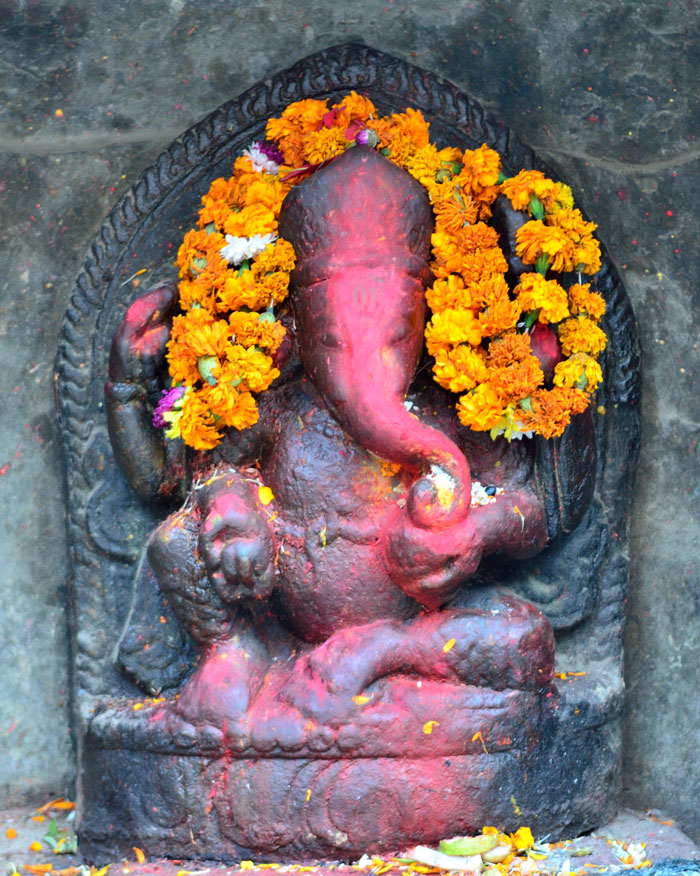 Why Idol worship in Hinduism? | Science behind idol worship by Hindus
